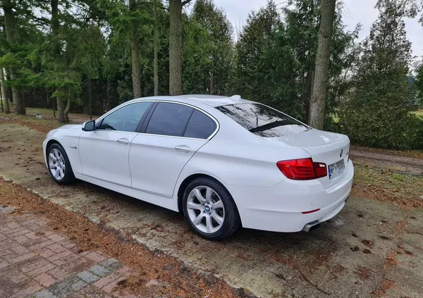 mazowieckie BMW Seria 5 cena 55350 przebieg: 210000, rok produkcji 2013 z Łazy